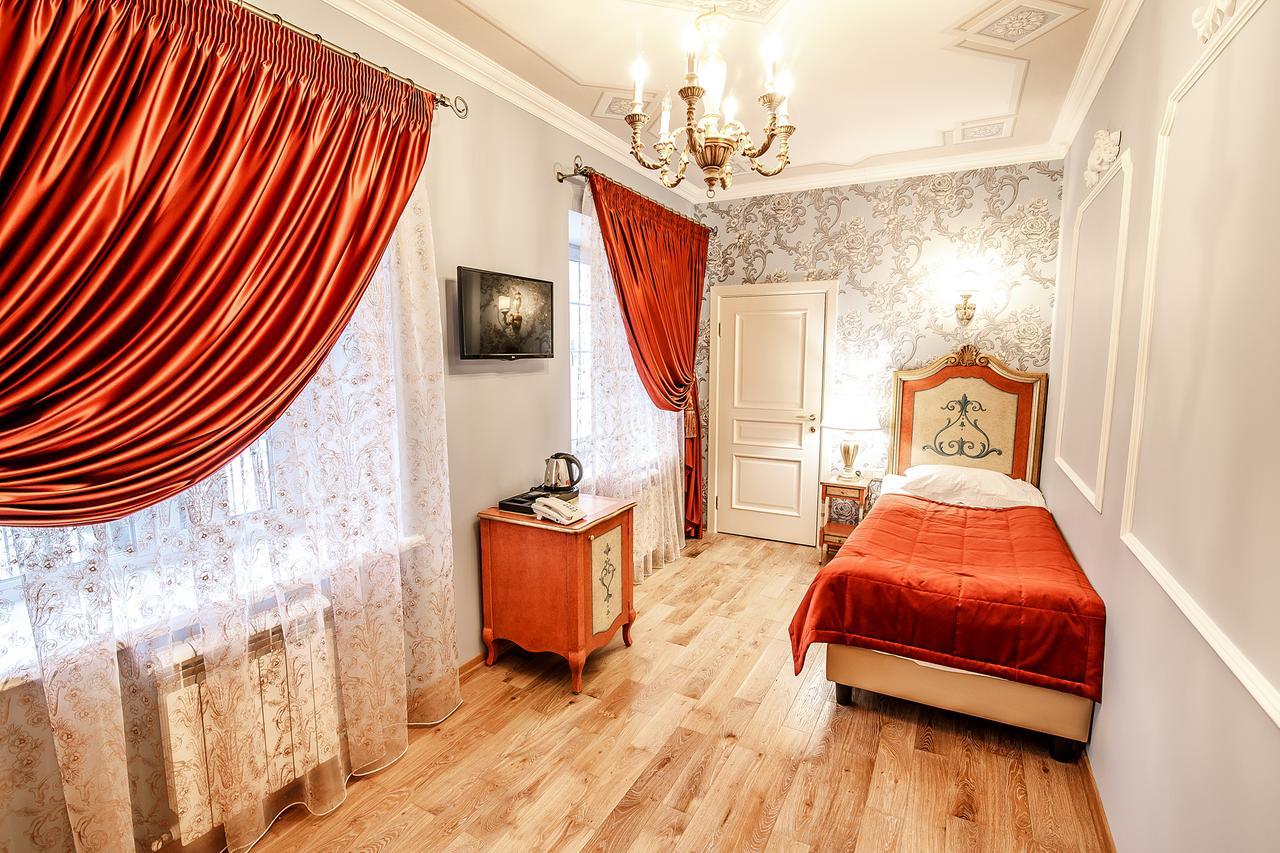 كوستروما Art Hotel Aleksandrovsky المظهر الخارجي الصورة